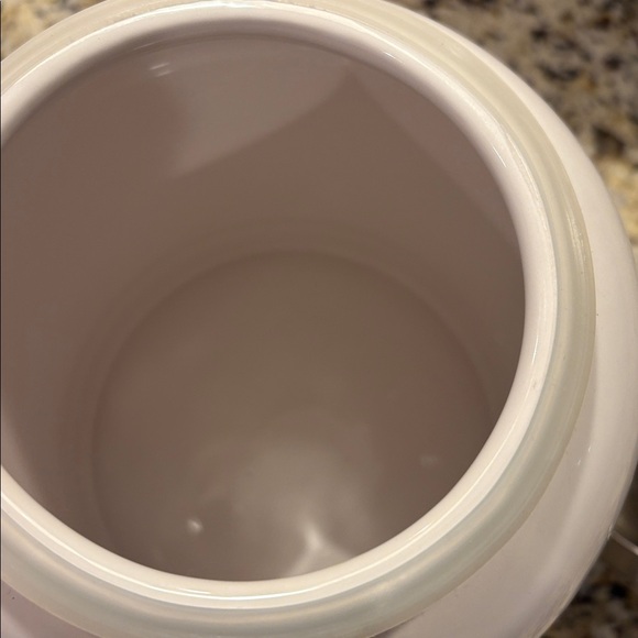 Williams Sonoma White Cookie Jar with Silver Lid - Picture 12 of 12